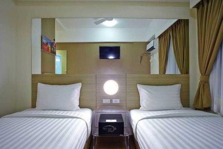 Tune Hotel Aseana City