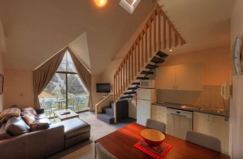Lantern Apartments