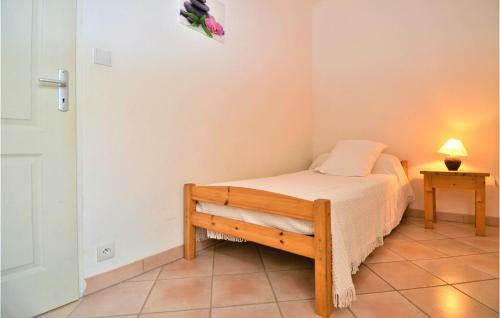 Beautiful Home In Aramon With Wifi And 3 Bedrooms