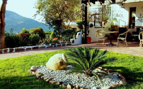 Hotel Rural Cortijo De Salia