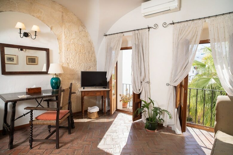 Hotel La Casa Del Califa