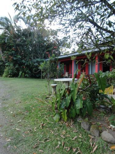 Hotel Cabinas Las Tinajas