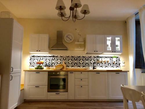 Hostal Alessia Guest House