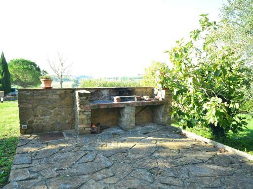 Cozy Apartment In Barberino Val D'elsa With Private Pool
