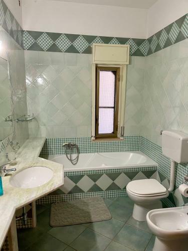 Apartamento Casa 250mq Con Giardino Vicina Al Centro E Al Mare