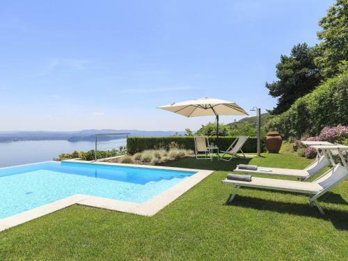 Villa Falcone 3 Bedrooms 6 Pax