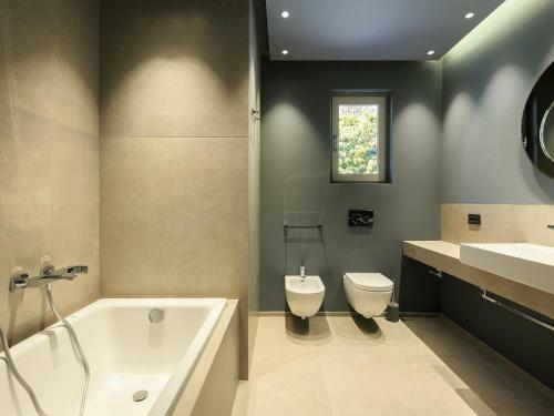 Villa Falcone 3 Bedrooms 6 Pax
