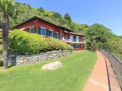 Villa Falcone 5 Bedrooms 10 Pax