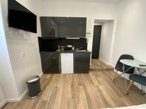 Apartamento Studio + Wifi - Ultra Centre - V-rent