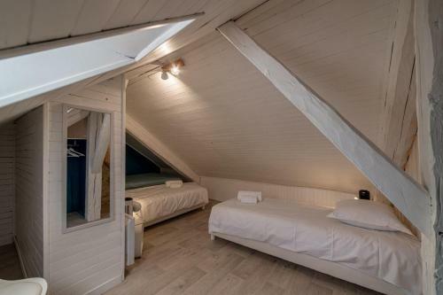 Apartment For 6 People In The City Center