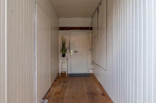 Apartment For 6 People In The City Center