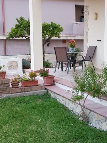Confetti Di Mandorla Beach House