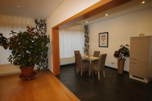 Apartamento Fewo Spiaggia - G�stehaus K�n