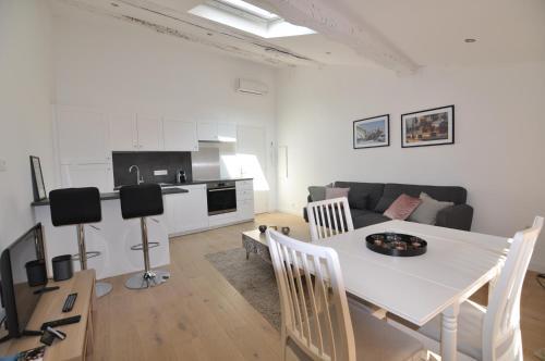Splendid One-bedroom Apartment -stayinantibes- Picasso 3
