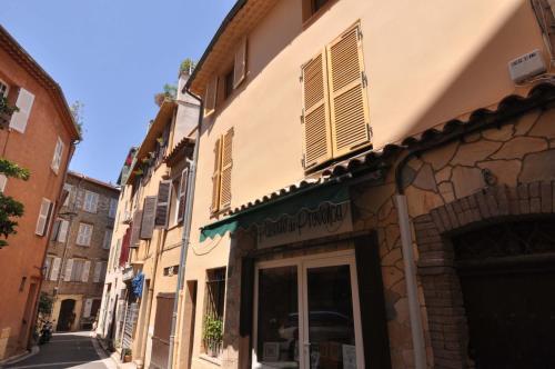 Splendid One-bedroom Apartment -stayinantibes- Picasso 3