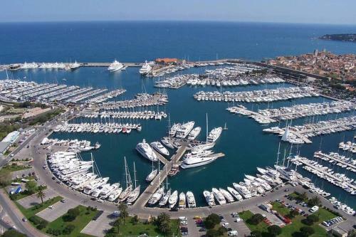 Villa Baln�o Vieil Antibes