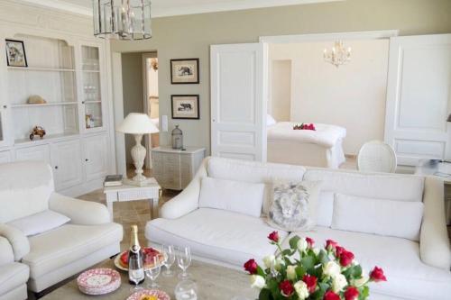 Apartamento Bord De Mer - Ac, Wifi, Chic, Balcony, Sea View