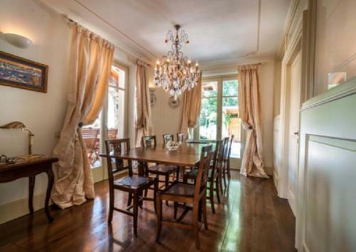 Villa Green Hill Property