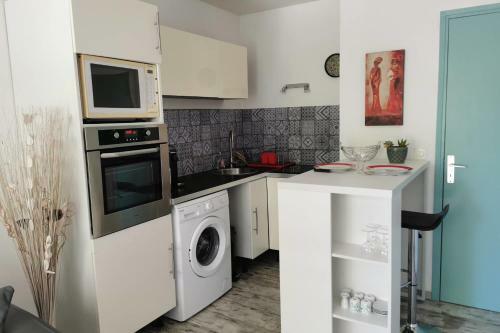 Apartamento Design Studio With Terrace And Swimming Pool