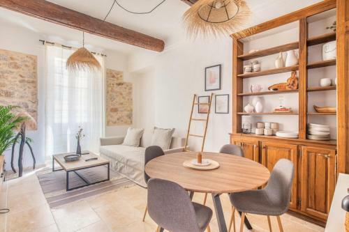 Apartment Near The Sea In Antibes
