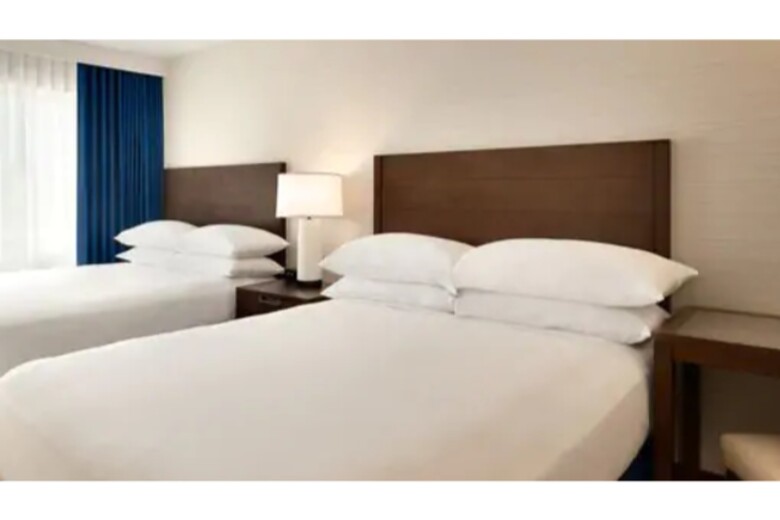 Hotel Embassy Suites Logan Airport