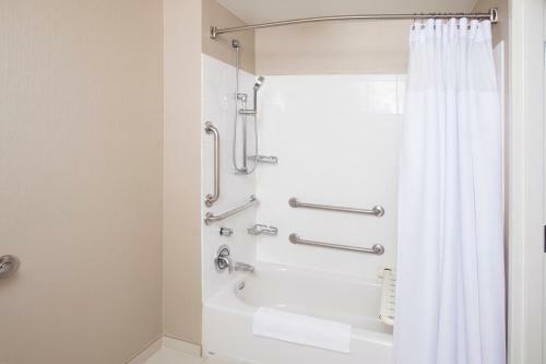 Hotel Springhill Suites Fairfax Fair Oaks