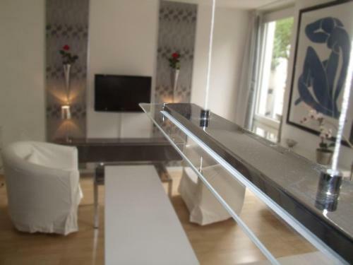 Business Meets D�sseldorf Apartments