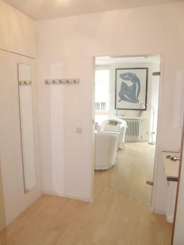 Business Meets D�sseldorf Apartments
