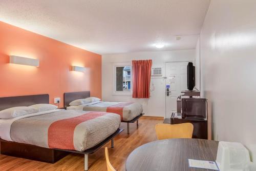 Motel Traveller's Inn Camrose