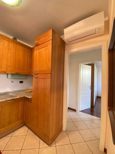 Delightful 2 Bedrooms Apartment With Patio.
