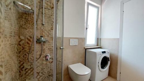 Narcisa View Lake&pool Apartment