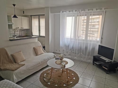 Apartamento Studio de 35m� Entre Antibes Et Juan Les Pins