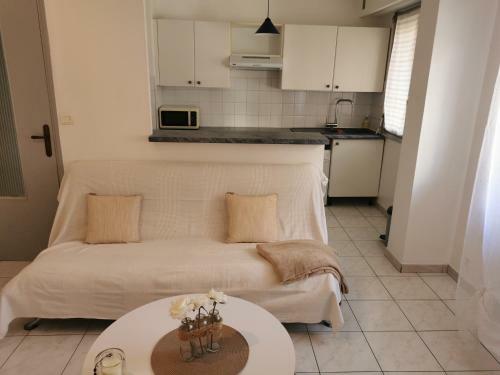 Apartamento Studio de 35m� Entre Antibes Et Juan Les Pins