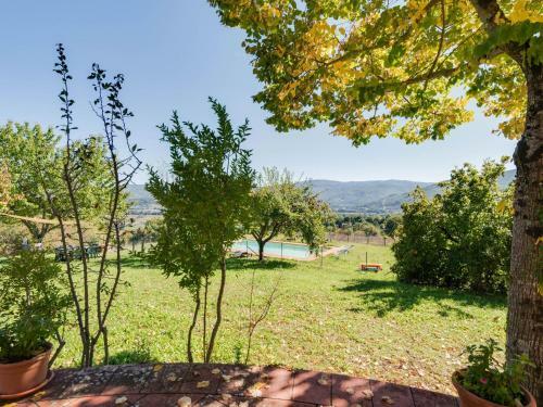 Magnificent Holiday Home In Poppi With Swimming Pool