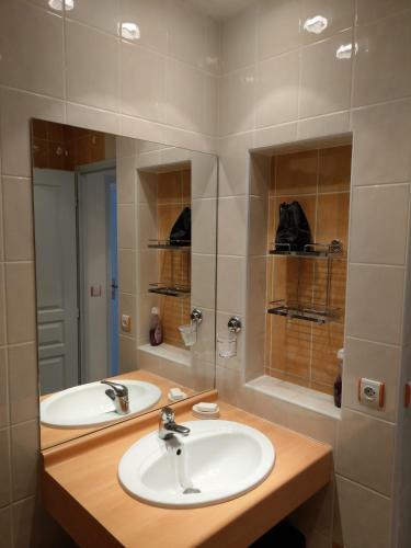 Apartamentos Les Alb�res Asclepieia Studio Ragnar