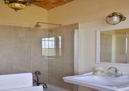 Villa Guardistallo By Mc Luxury Rentals