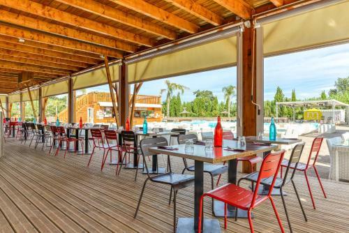 Camping Maeva Club Le Lagon D'argel�s ****