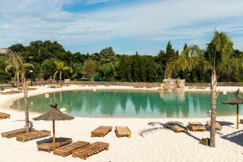 Camping Maeva Club Le Lagon D'argel�s ****