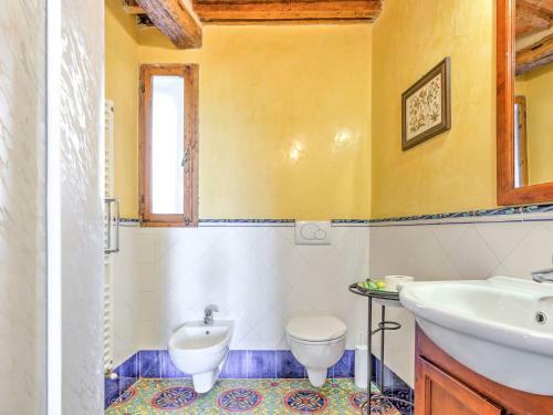 Tranquil Apartment In Boccheggiano With Private Garden