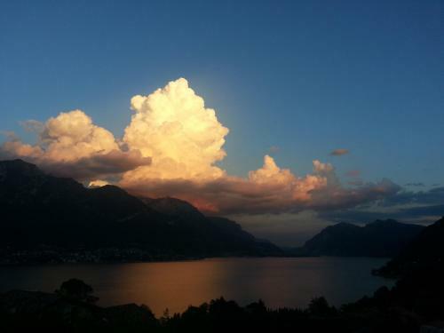 Apartamento Alba E Tramonto Appartamenti Vista Lago