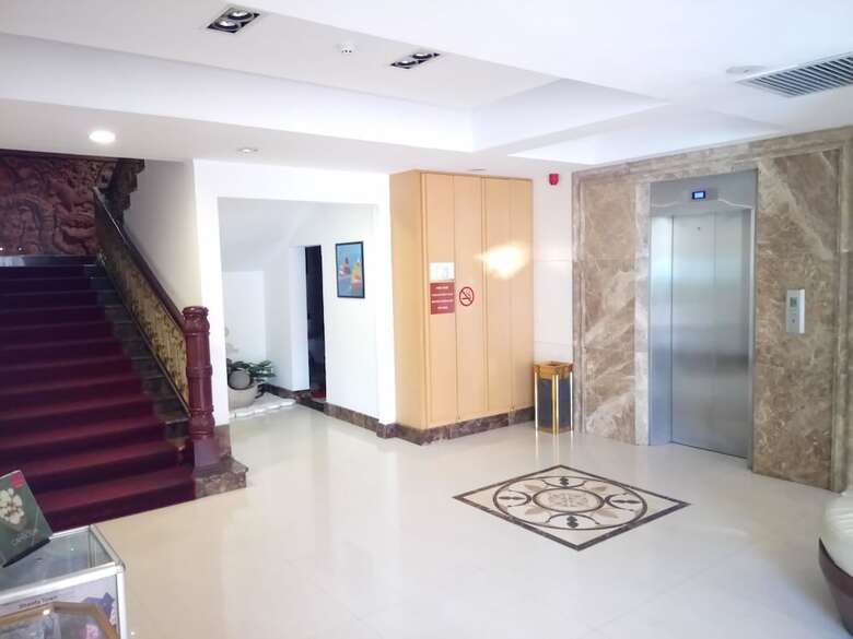 Queen Boutique Hotel