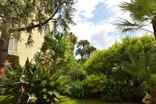 Hostal La Via Romana Boutique Guest House