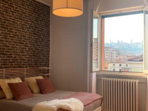 Camozzi Central Apartment