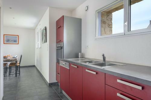 Maison Neuve Pour Quatre Personnes A Arzon
