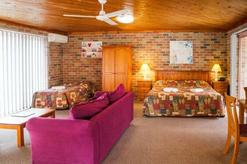 Hotel Crescent Head Resort & Conference Centre