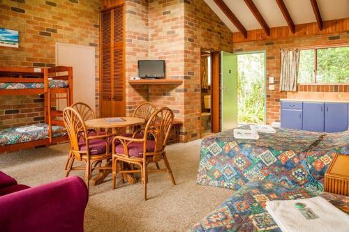 Hotel Crescent Head Resort & Conference Centre