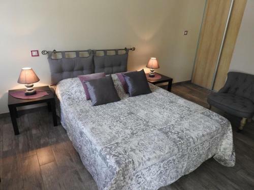 Hostal La Perroni�re