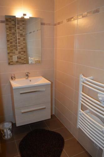 Hostal La Perroni�re