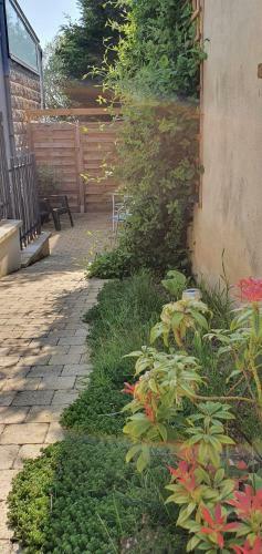 Entre Ville Et Campagne