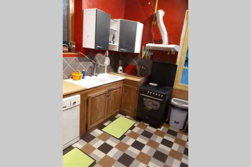 Maison 18 Pers. En Sud Ard�che, � 2 Pas D'aubenas